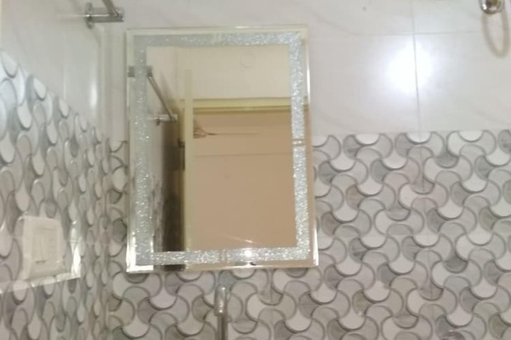 Room 54 of 60