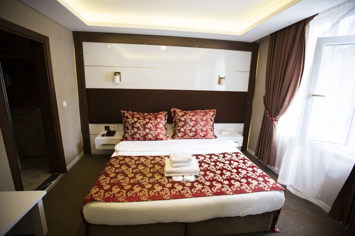 Room 30 of 54