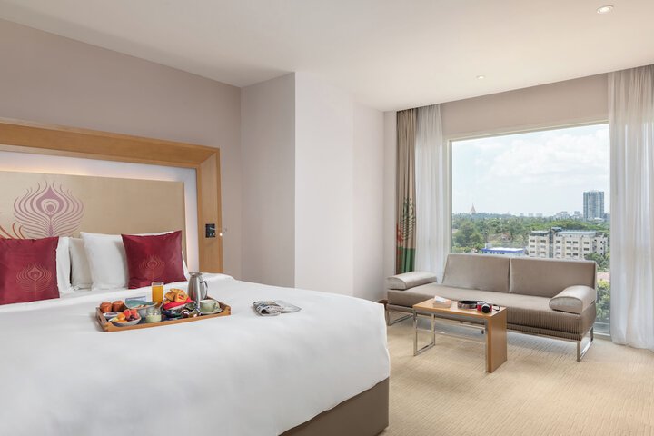 Room 73 of 155