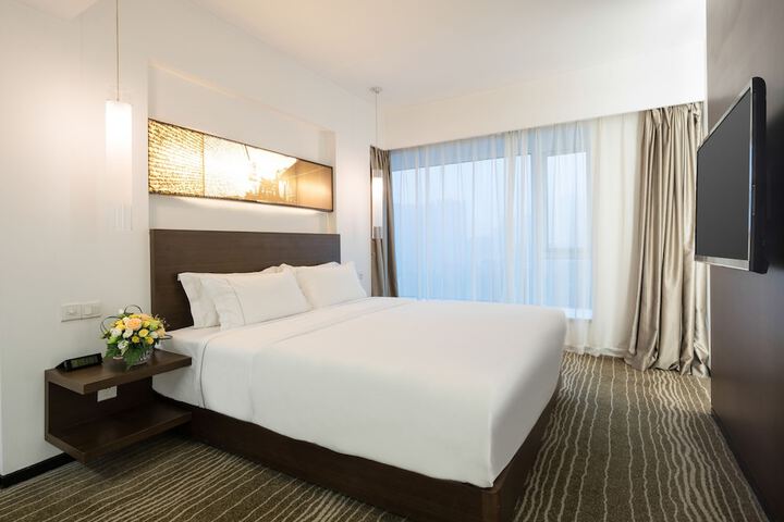 Room 3 of 69