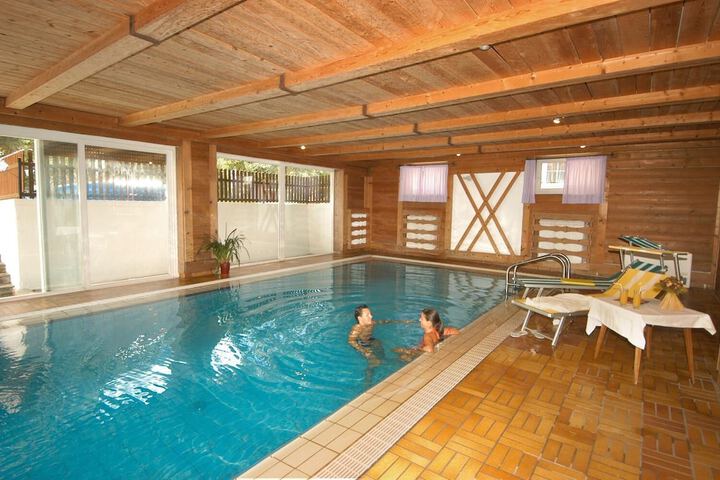 Pool 8 of 26