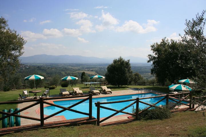 Pool 18 of 26