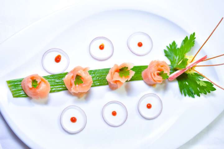Dining 67 of 96