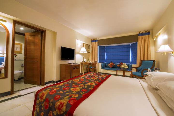 Room 10 of 54