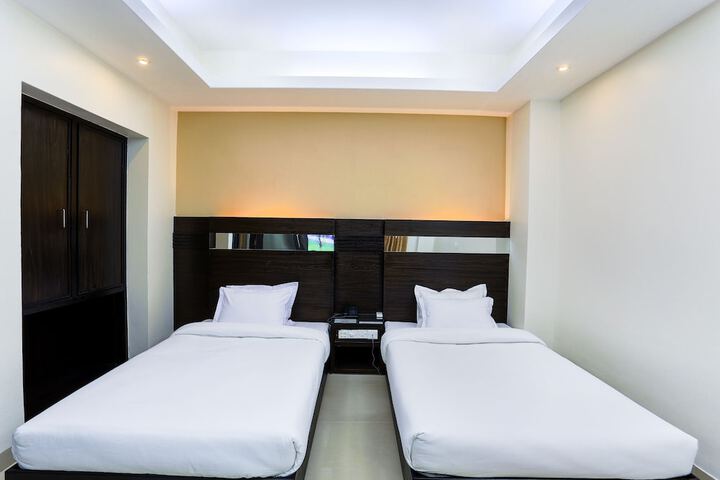 Room 14 of 42