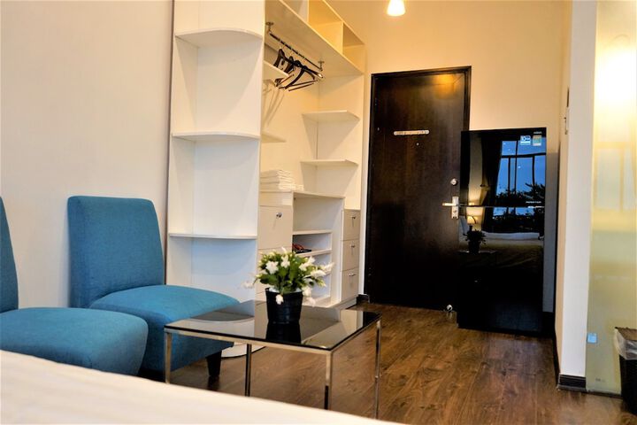 Room 56 of 117
