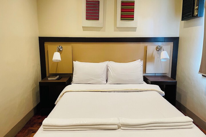 Room 15 of 39