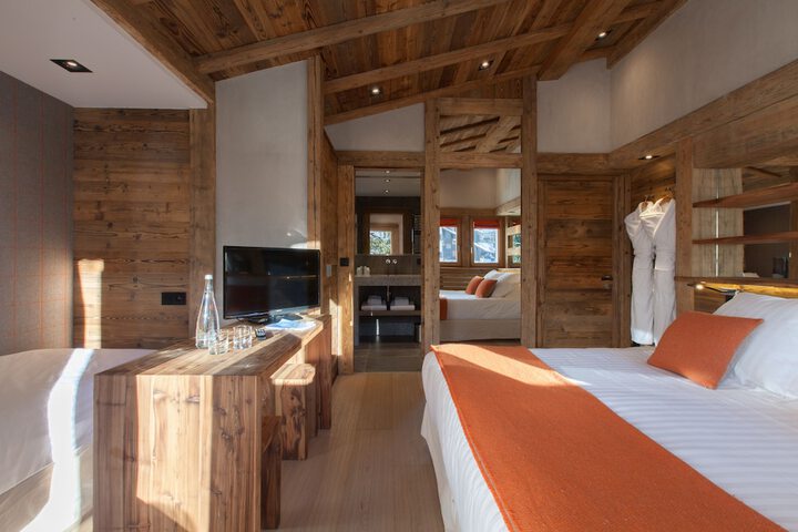Room 12 of 75
