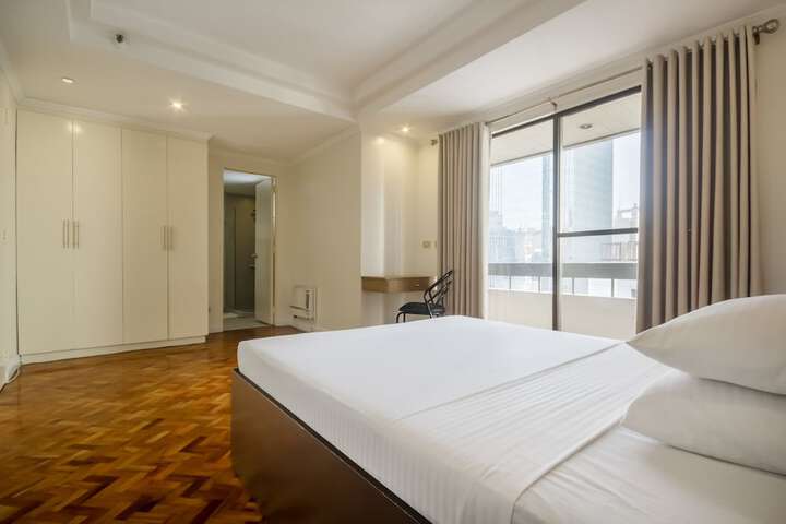Room 7 of 21