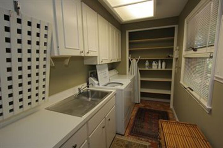 Room 54 of 104