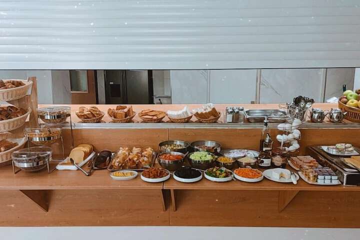 Dining 88 of 104