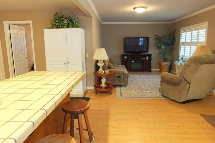 Room 2 of 15