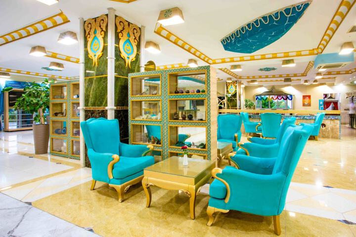 Hotel Lobby
