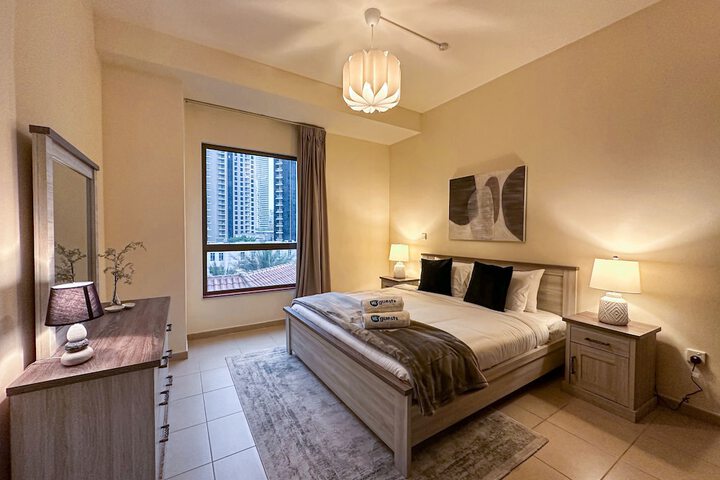 Room 4 of 53