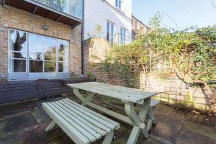 Terrace/Patio 18 of 19