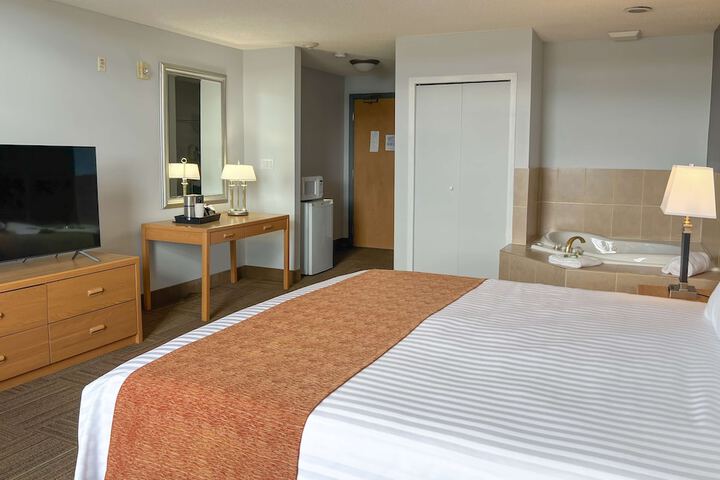 Room 5 of 35