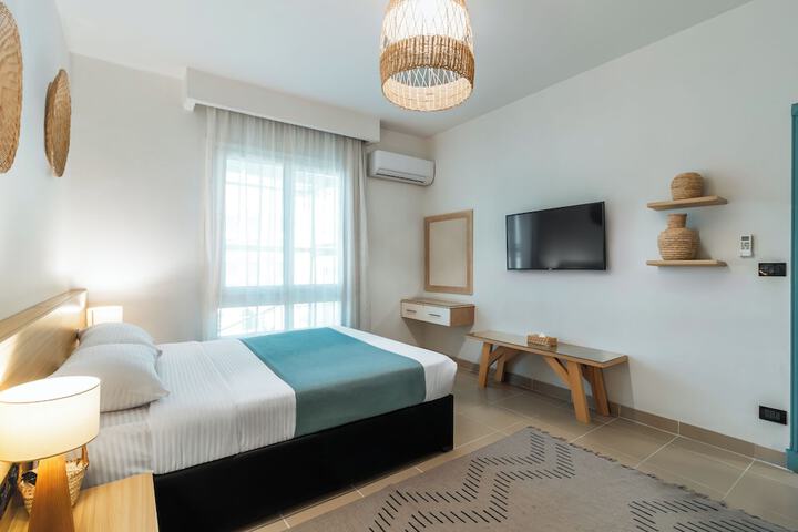 Room 183 of 307