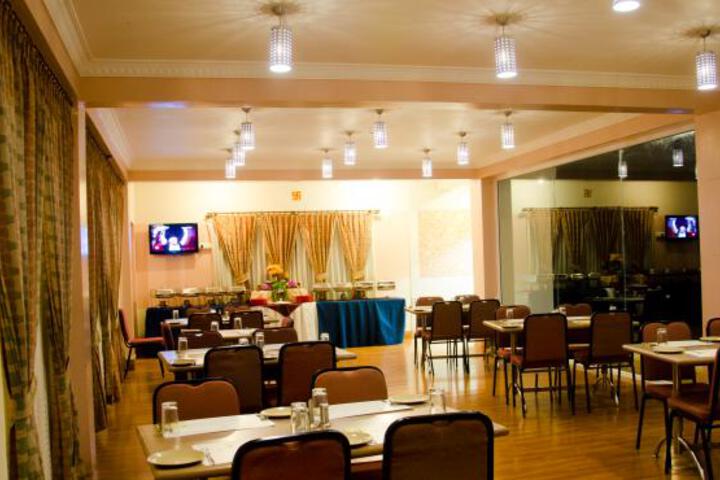LEISURE VACATIONS PALVE SUGAVASAM