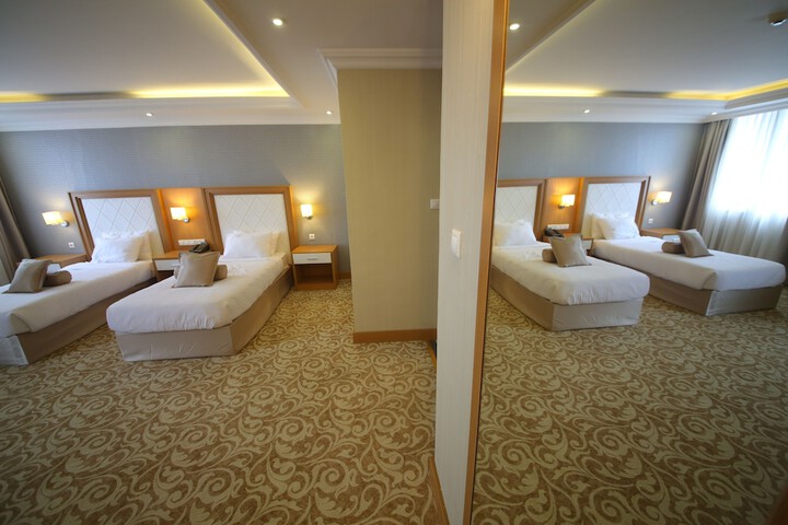 Room 8 of 61