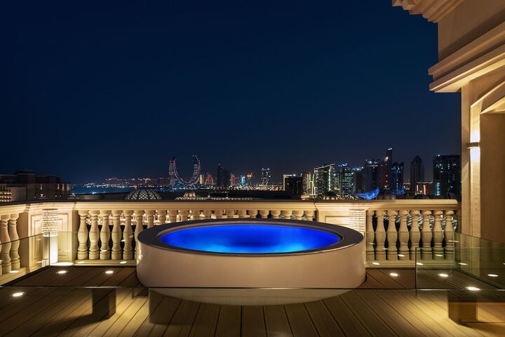 Pool 108 of 188