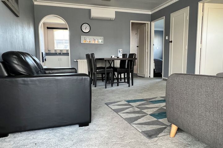 Room 3 of 27
