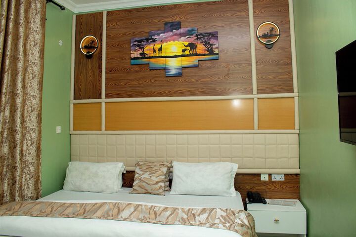 Room 25 of 55