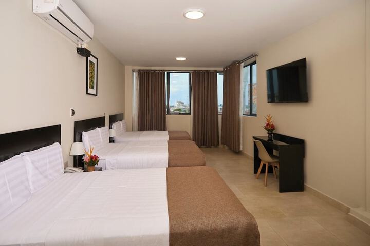 Room 7 of 33