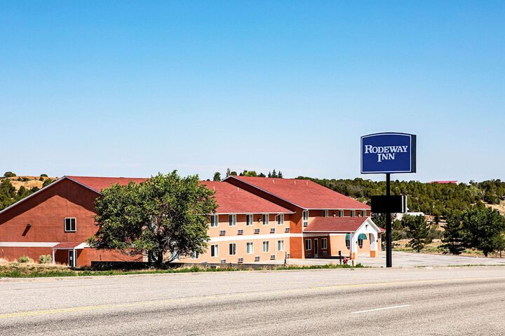 Hotel Entry
