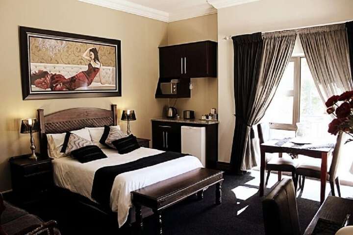 Room 21 of 97