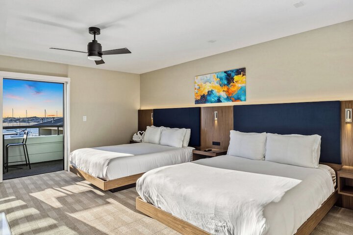 Room 21 of 79