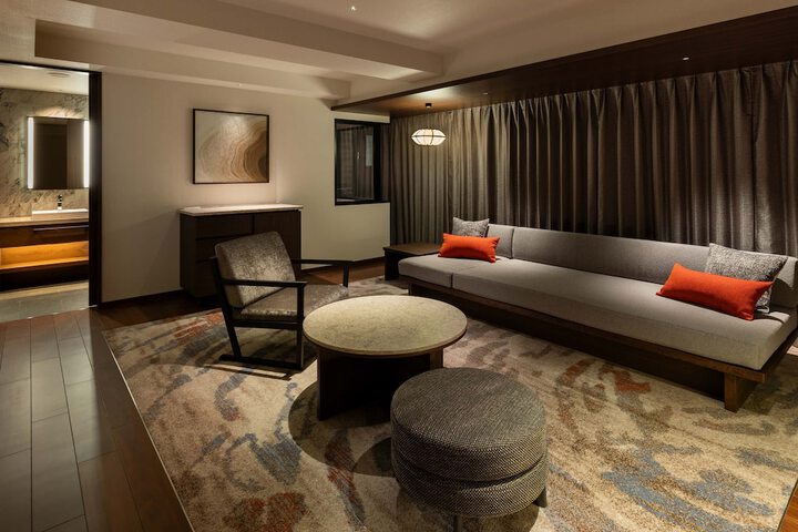 Room 21 of 76