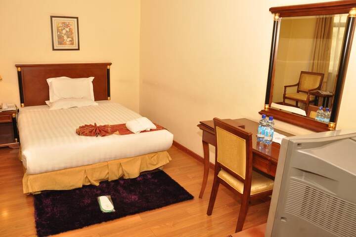 Room 26 of 54