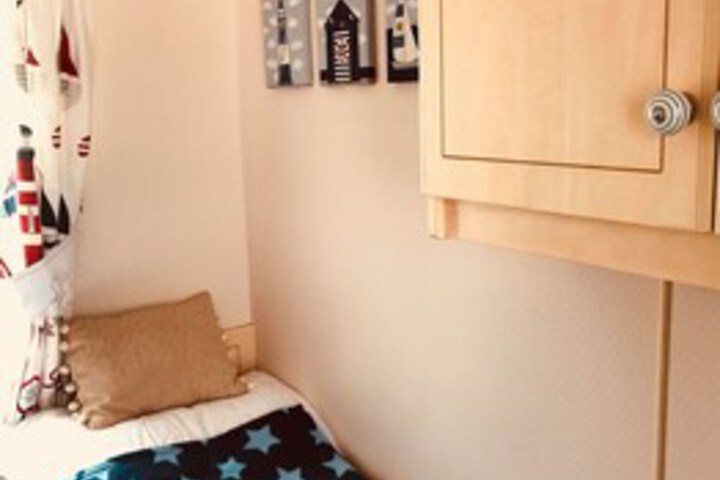 Room 12 of 49