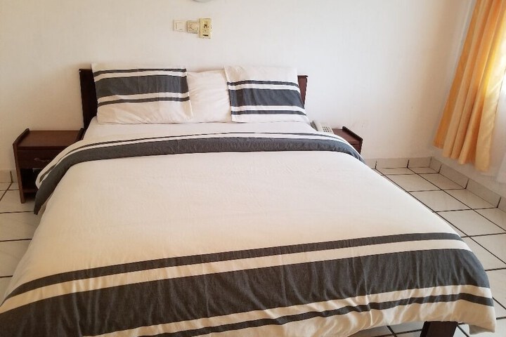 Room 6 of 41