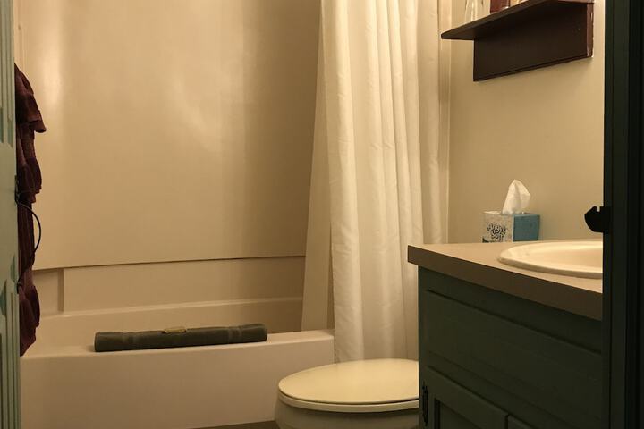 Room 37 of 63