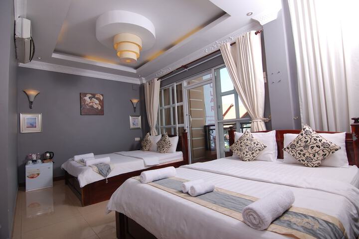 Room 21 of 43