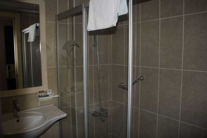 Room 15 of 24