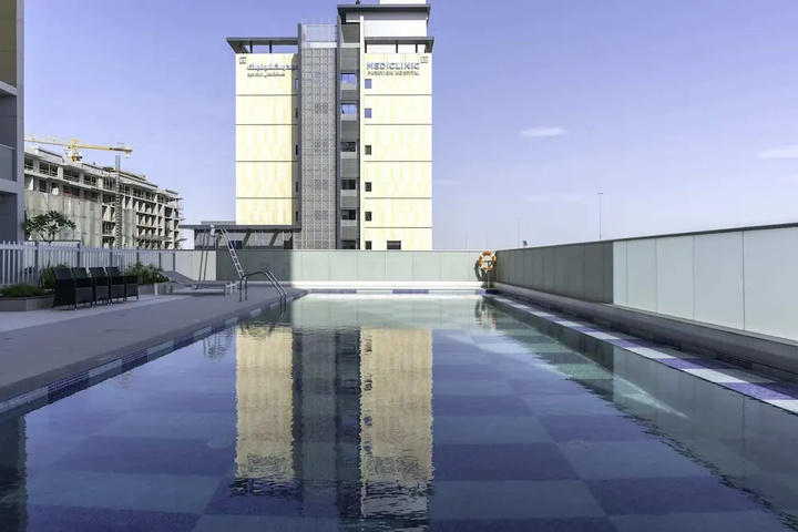 Exterior of Guestready - City View Sleek Flat Pool & Gym 4926