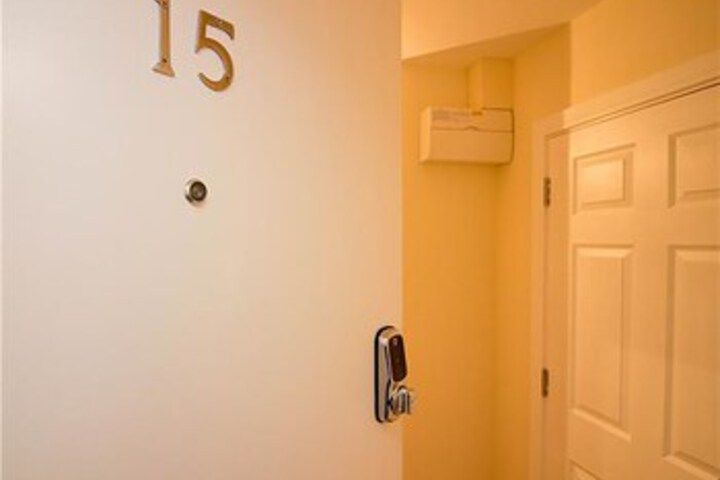 Hotel 18 of 31