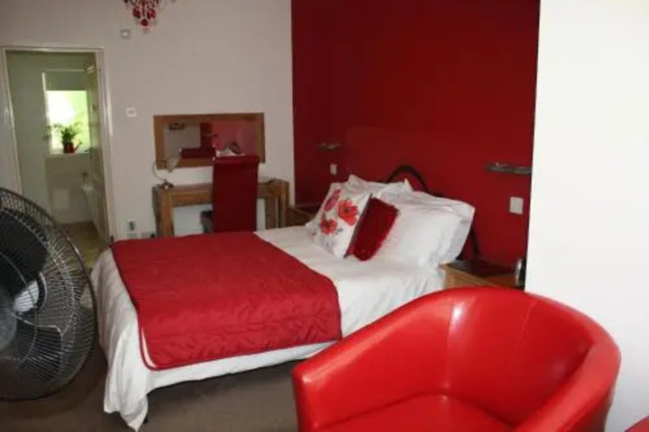 Room 2 of 17