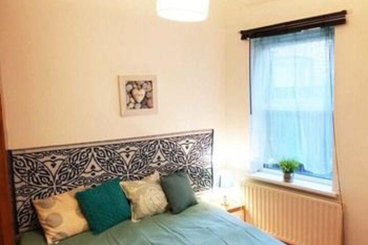 Room 14 of 28