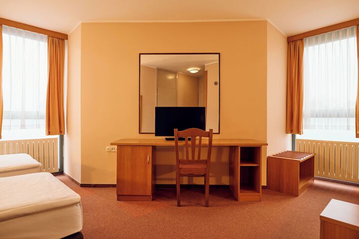 Room 18 of 62