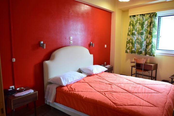 Room 25 of 55