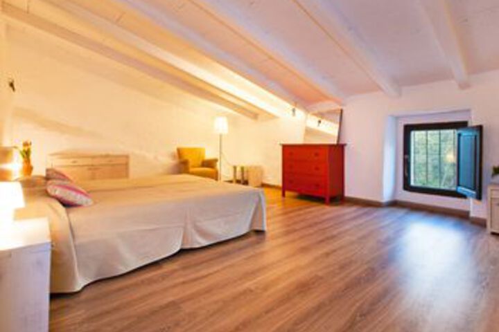 Room 7 of 38