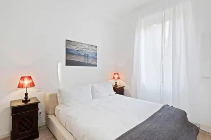 Room 2 of 13