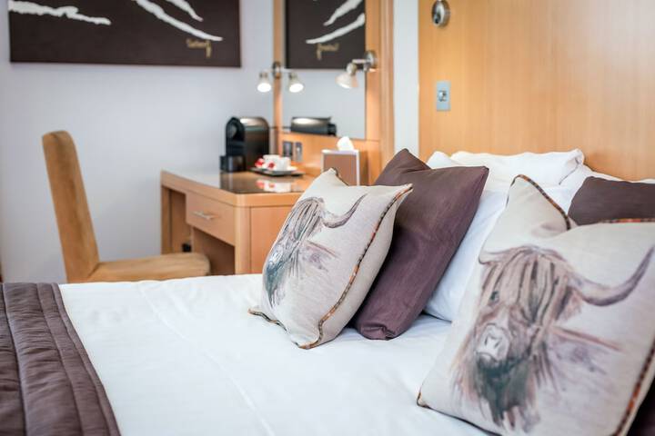 Room 21 of 68