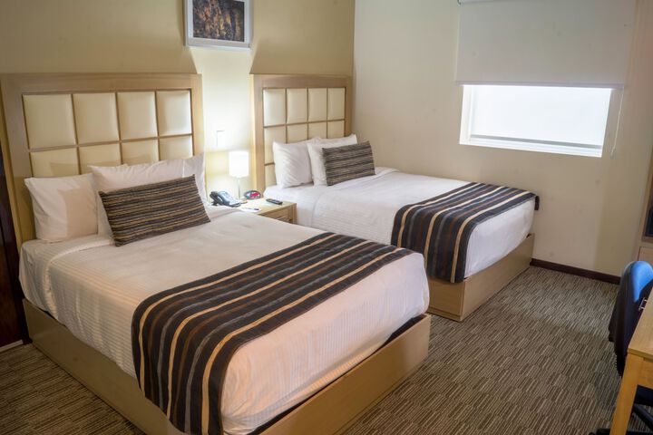 Room 8 of 38
