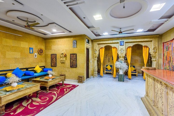 Hotel Interior 2 of 12
