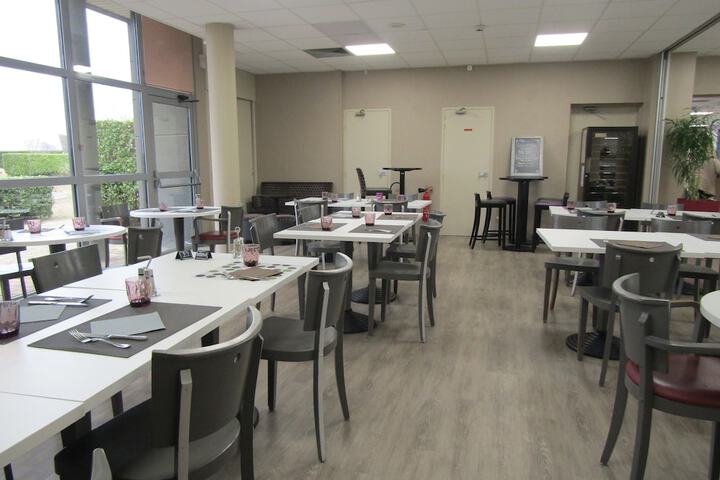 Dining Photos