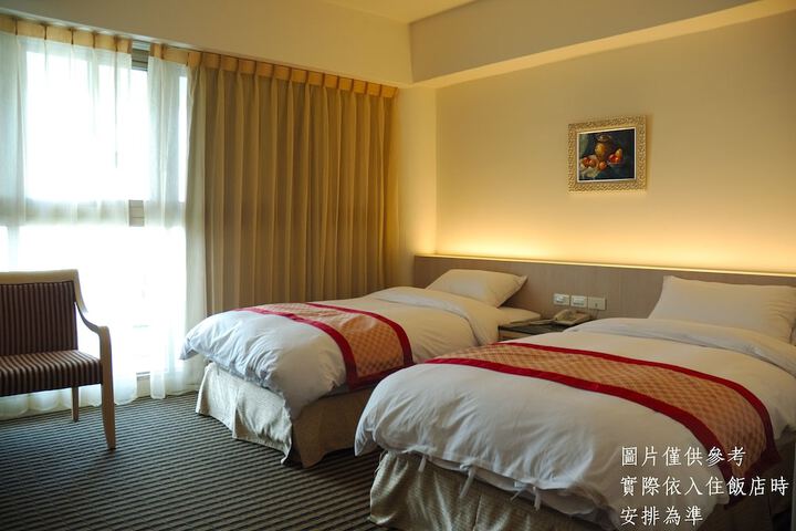 Room 25 of 62